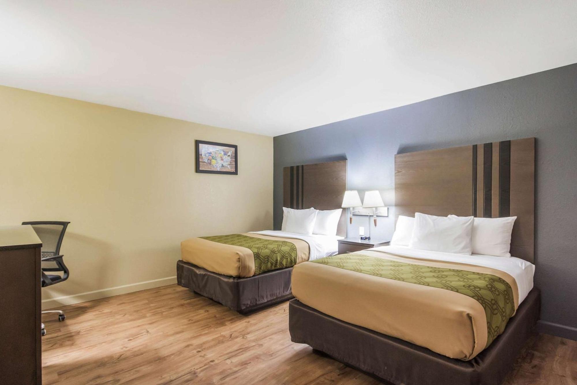 בסילבר ספרינג Econo Lodge Inn & Suites I-35 At Shawnee Mission מראה חיצוני תמונה