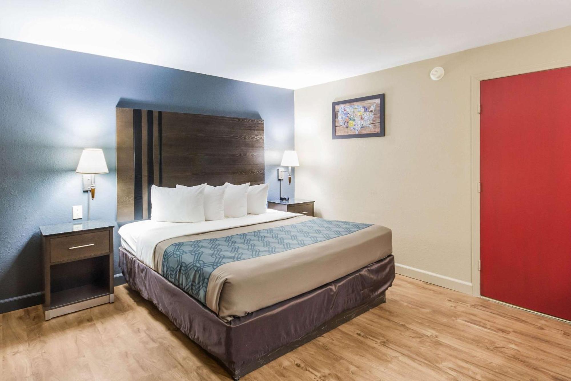 בסילבר ספרינג Econo Lodge Inn & Suites I-35 At Shawnee Mission מראה חיצוני תמונה