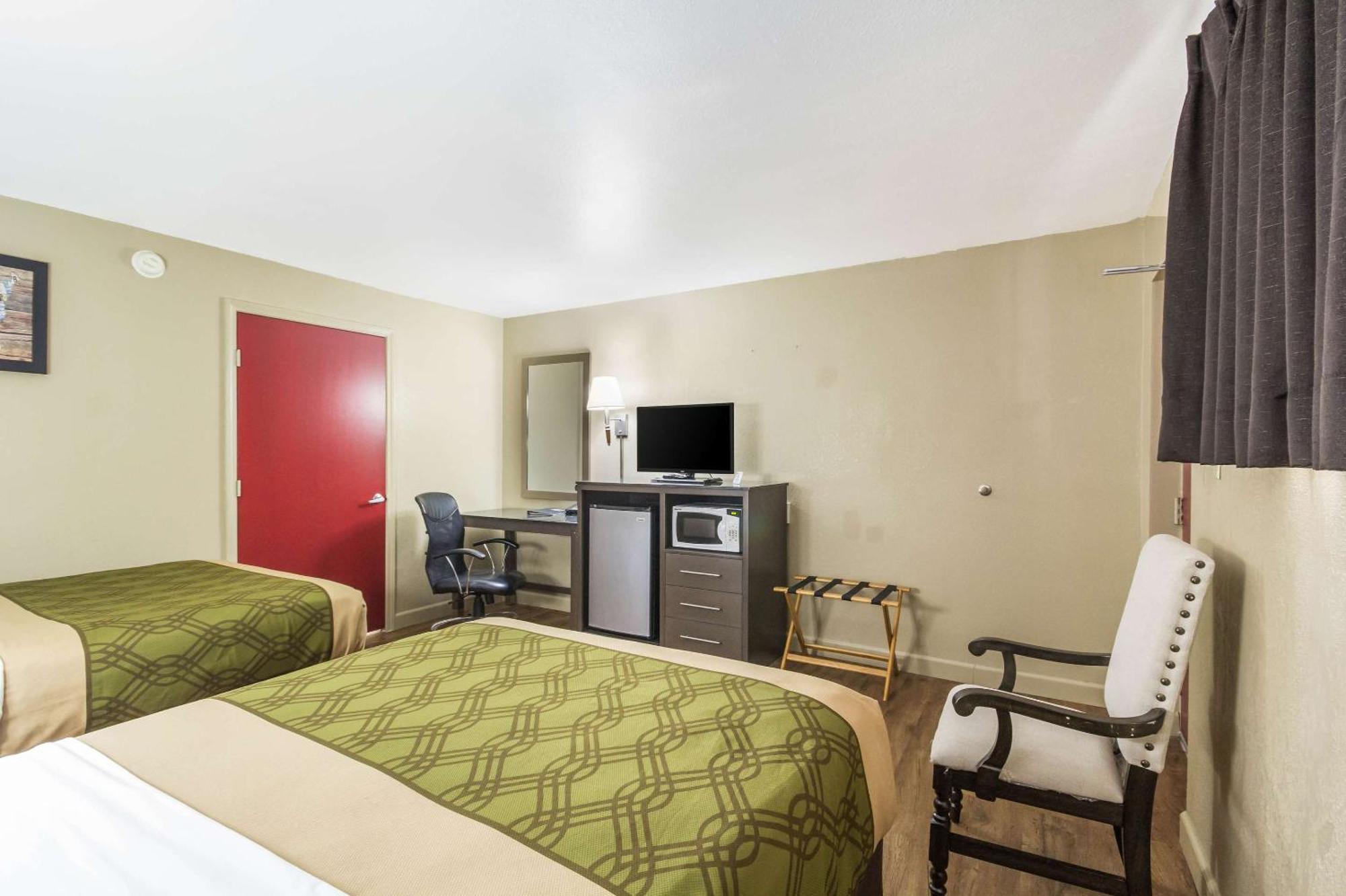 בסילבר ספרינג Econo Lodge Inn & Suites I-35 At Shawnee Mission מראה חיצוני תמונה