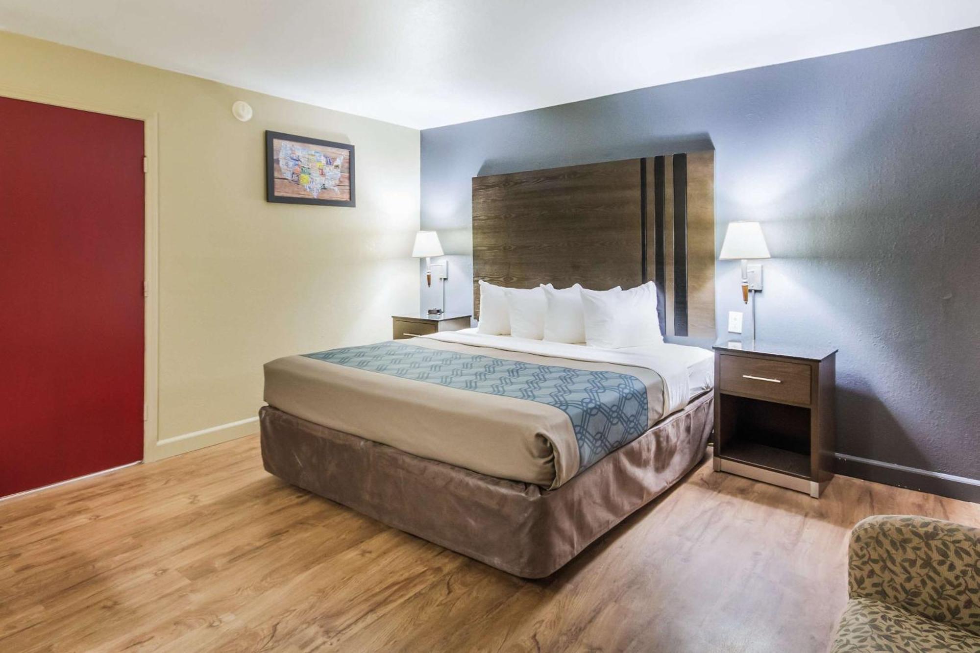 בסילבר ספרינג Econo Lodge Inn & Suites I-35 At Shawnee Mission מראה חיצוני תמונה