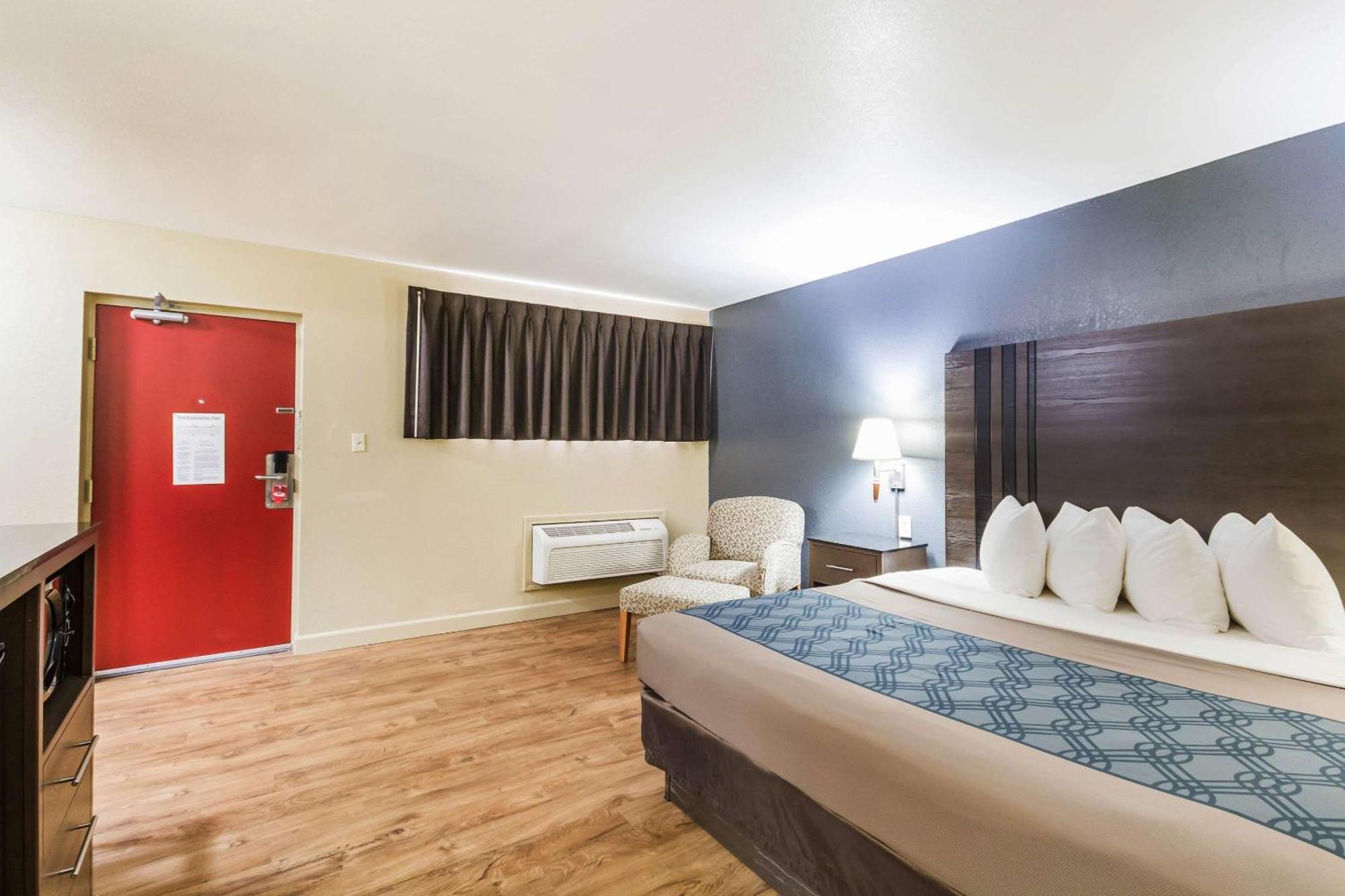 בסילבר ספרינג Econo Lodge Inn & Suites I-35 At Shawnee Mission מראה חיצוני תמונה